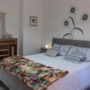 https://appartamento-i-soffioni.hotelitalianriviera.com